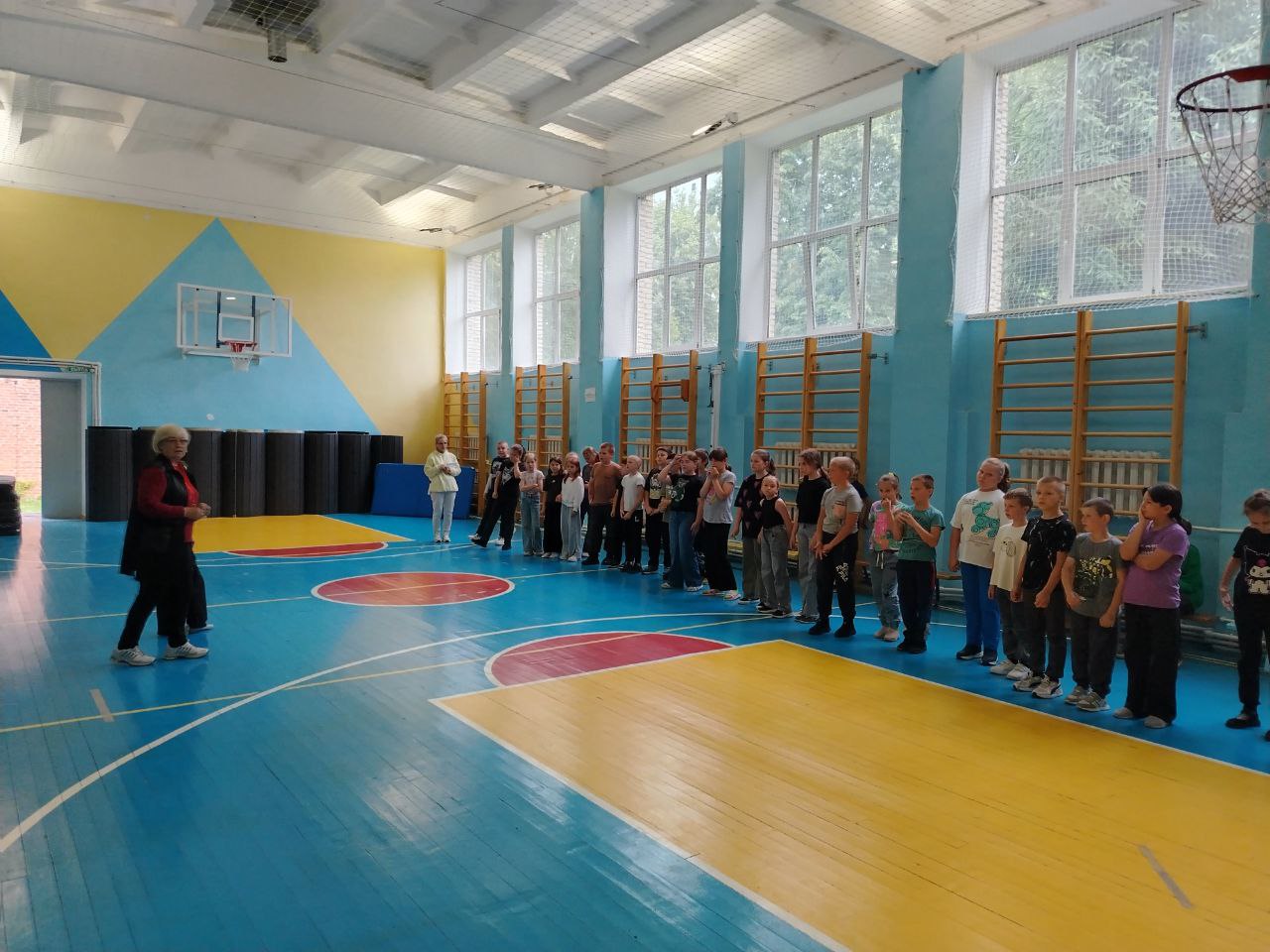 Спортивно-оздоровительный калейдоскоп  «Полоса препятствий. Спорт-норма жизни!».