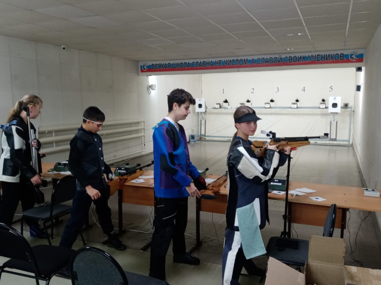 Участие в соревнованиях по стрельбе из пневматического оружия «Юный стрелок».