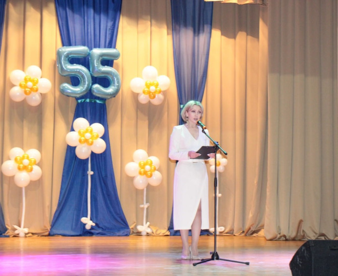 Торжественный вечер, посвящённый 55-летнему юбилею новейшей истории Архангельской средней школы имени А. А. Кудрявцева.