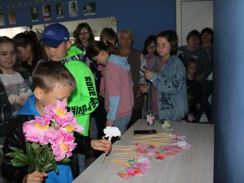 Учащиеся Архангельской школы присоединились к акции  «Красная гвоздика».